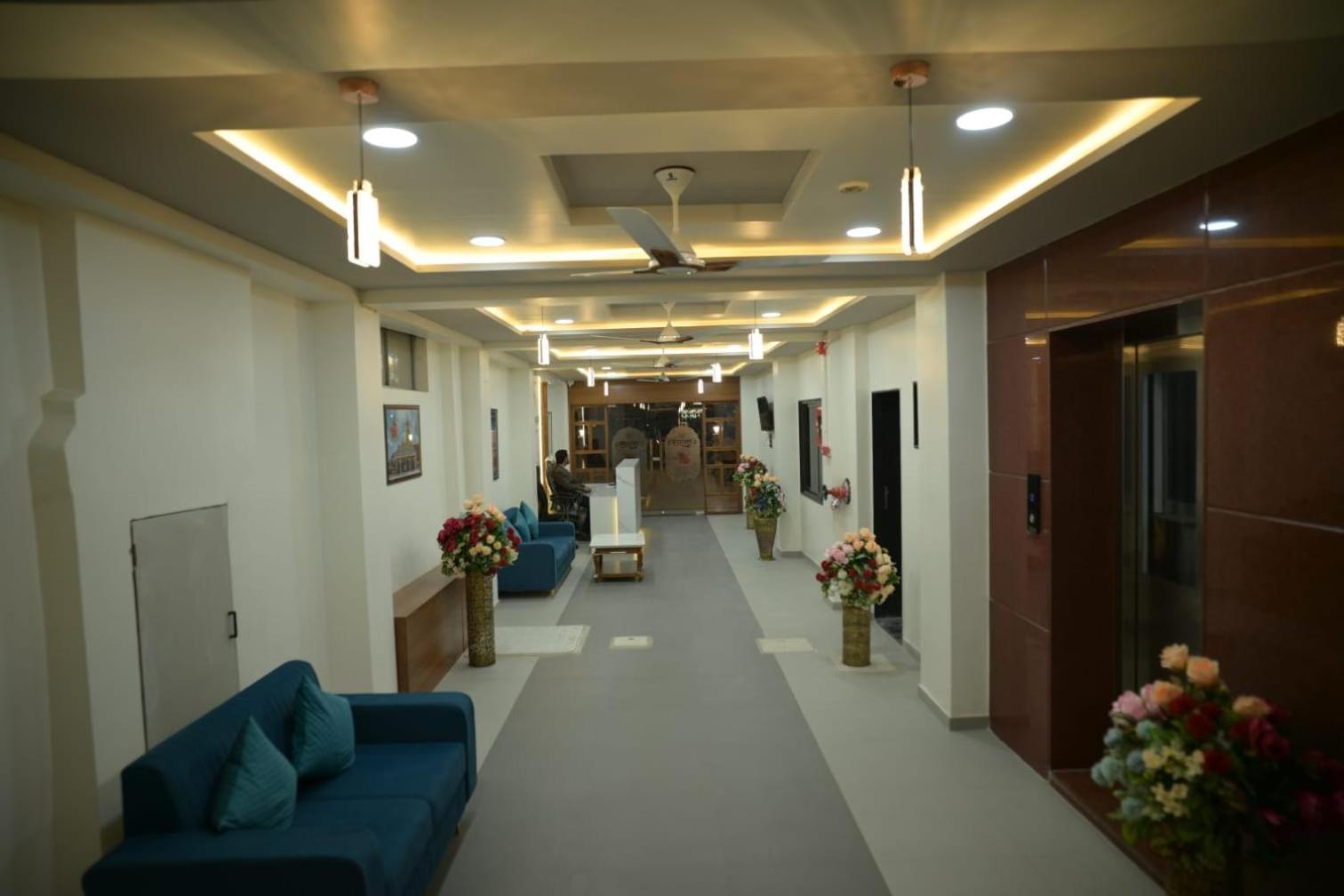 Hotel Aagman Palanpur Exterior photo
